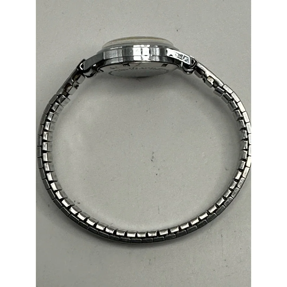 Solow Ladies Watch 17 Jewels Works Manual Wind Incabloc 23MM 5.75